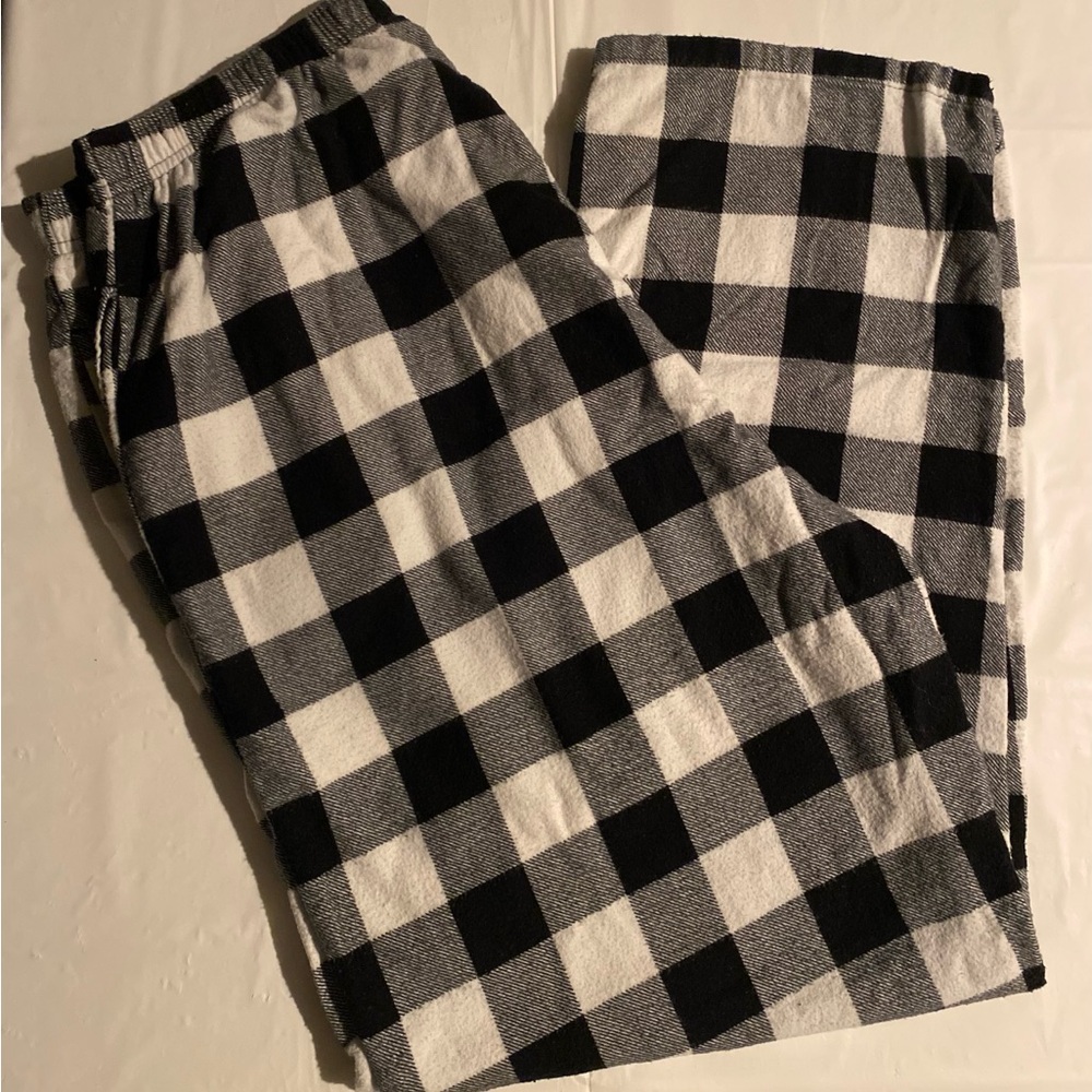 Black & White Buffalo Plaid Flannel Pajama Pants - Women NWOT